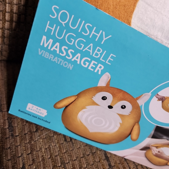 Squishy Huggable Plush Massager Squirrel Back And Neck Massage Health Touch - Picture 5 of 8